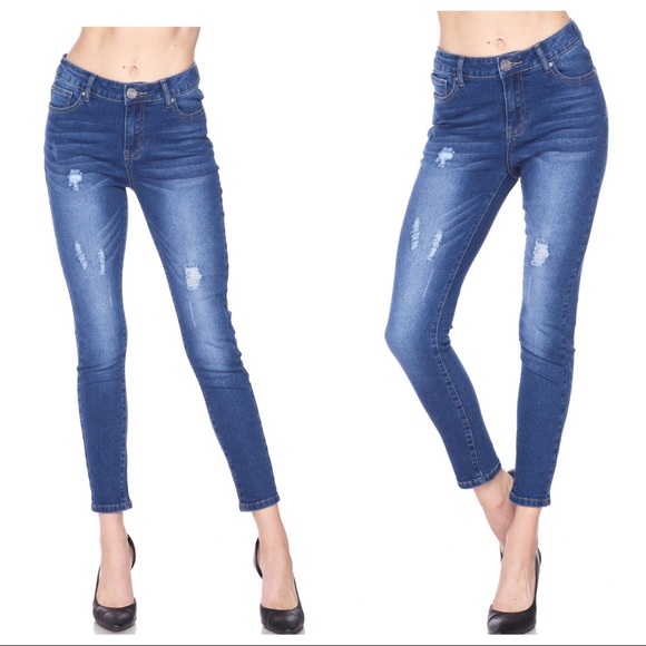 Distressed Jeans Show off your shape with these fab skinny jeans - Picture 7 of 7